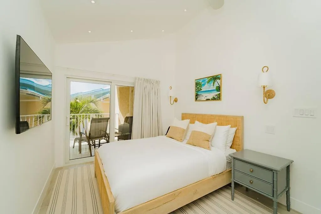 Apartment Seven Mile Beach Luxury 3Br Condo- Best Rates! George Town Cayman Islands
