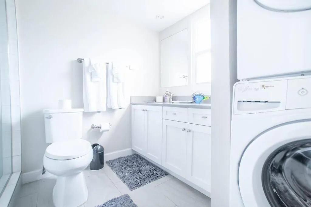 Seven Mile Beach Luxury 3Br Condo- Best Rates! George Town 0*,